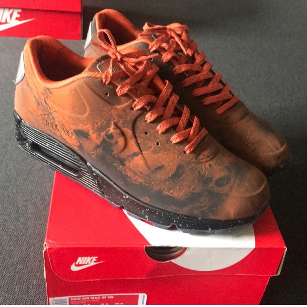 Nike air Max 90 Mars landing size 11